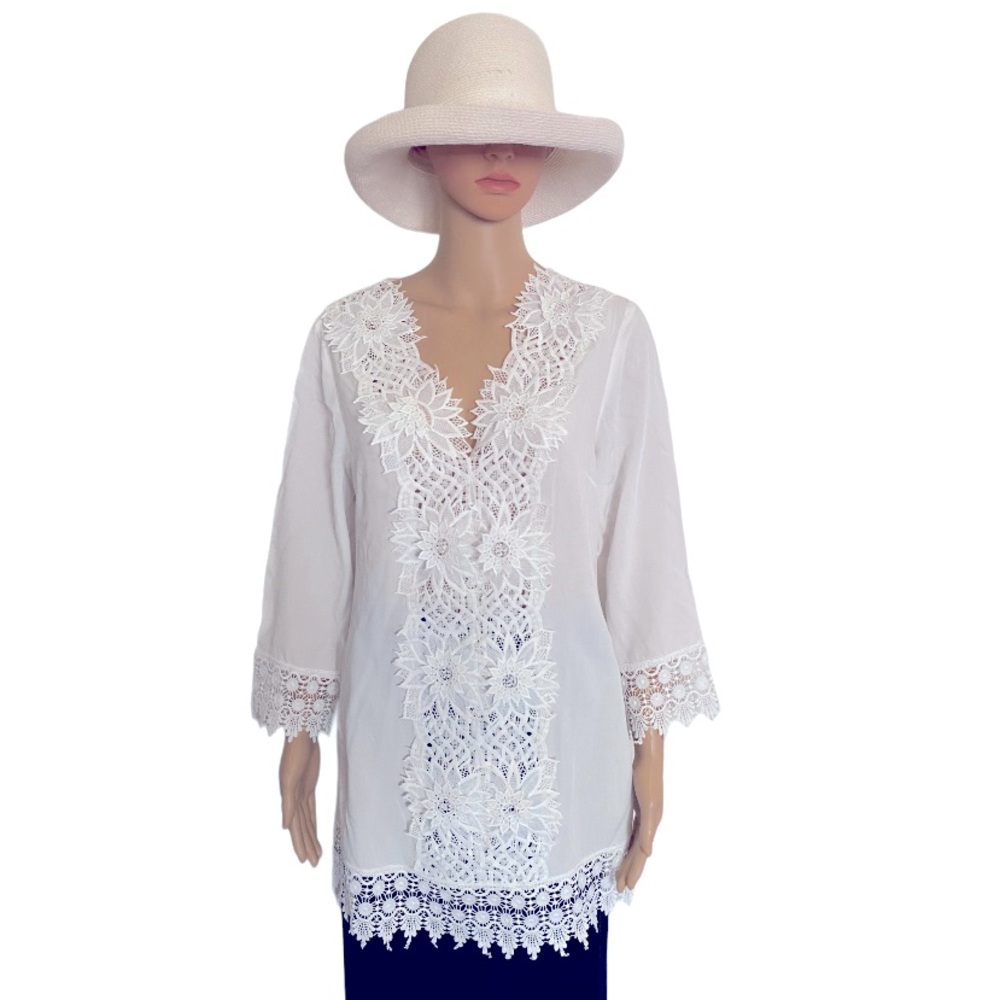 SOLITAIRE White Sunflower Apliqué Cover Up Tunic Size S